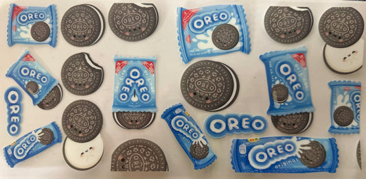 834 OREO COOKIE COLLAGE